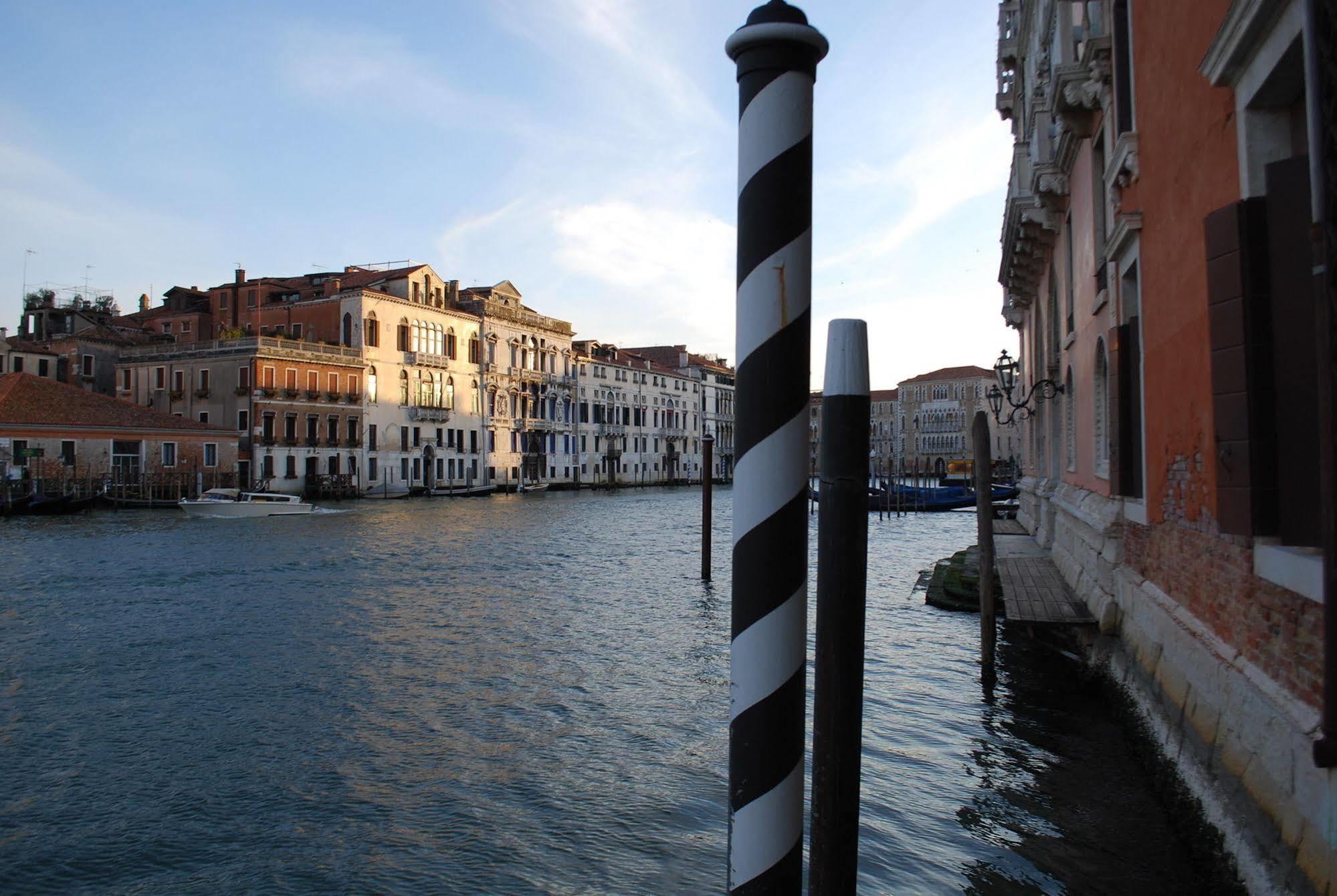 Hotel Palazzo Barbarigo Sul Canal Grande Venedig Exteriör bild